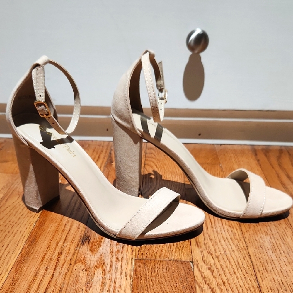 Dream Pairs Women's Hi-Chunk High Heel Pump Sandals Nude Suede 7.5